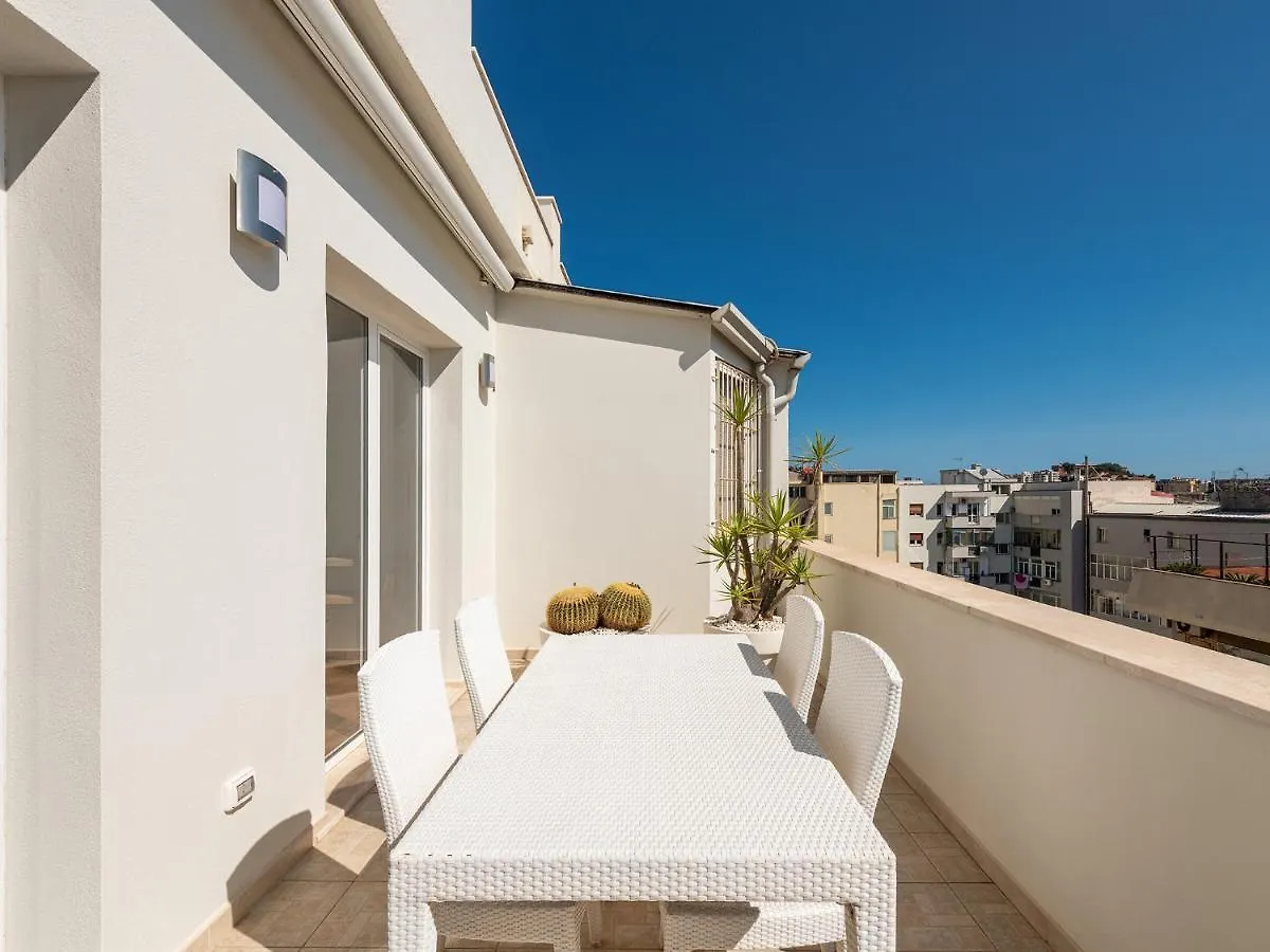 Penthouse Center Apartment Cagliari 0*,